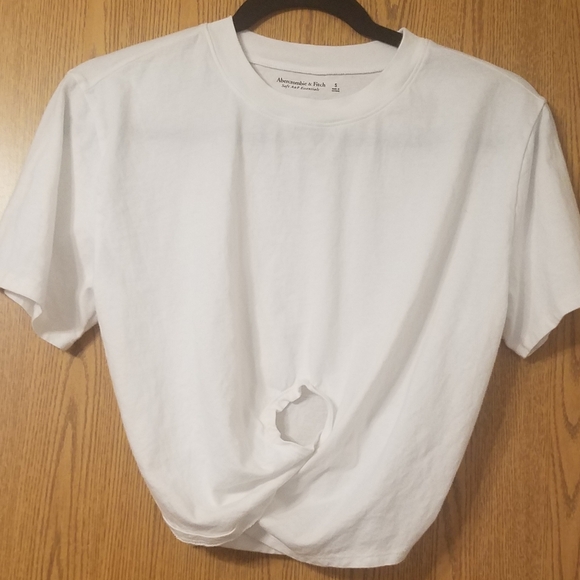 Abercrombie & Fitch Tops - Abercrombie & Fitch White Crop Top Size Small